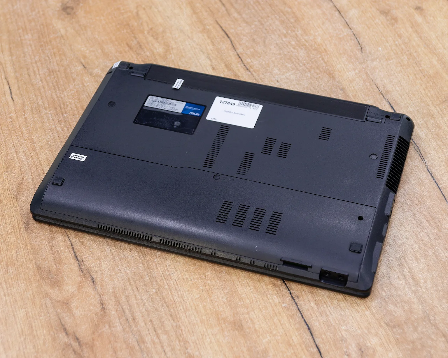 Ноутбук Asus X54H (HD/i3-2gen/Radeon 7470M 1GB/4GB/HDD 1000GB)