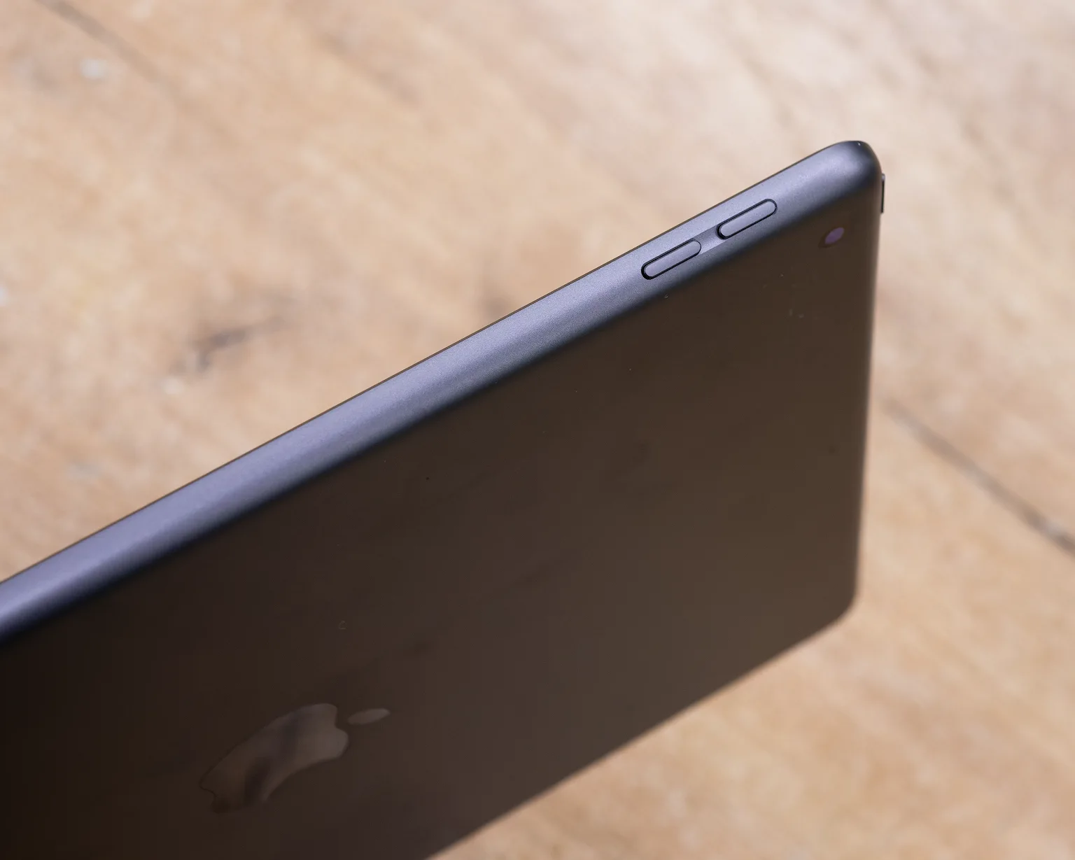 Планшет Apple iPad 10.2