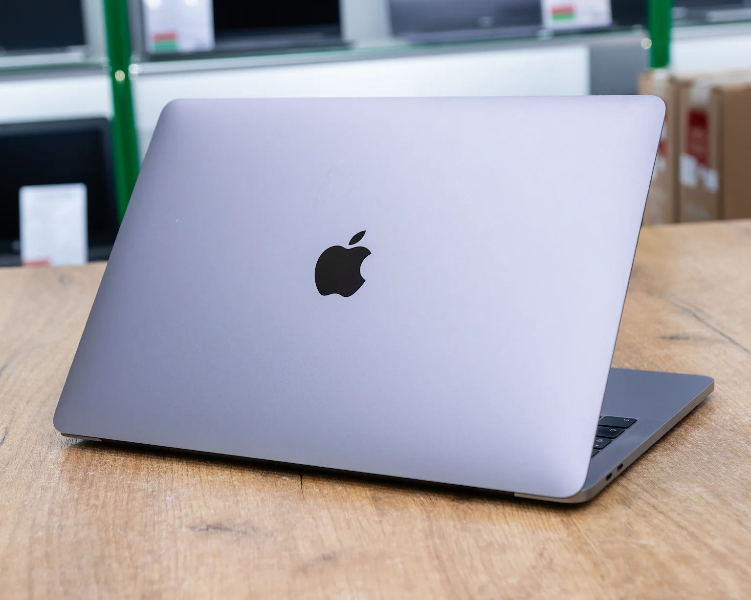 Ноутбук Apple MacBook Pro 13