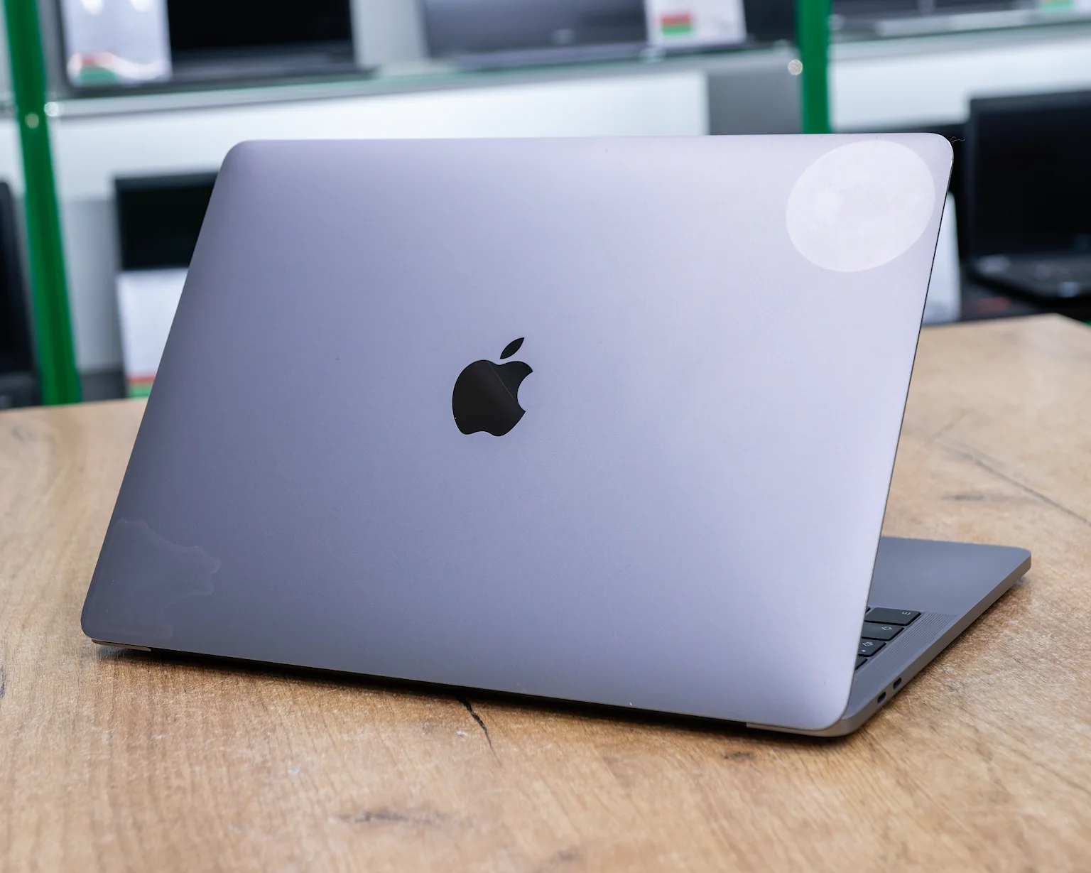 Ноутбук Apple MacBook Pro 13