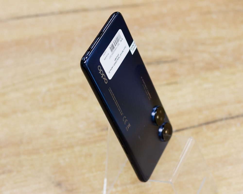 Oppo Reno8 T 8GB/128GB (черный) CPH2481