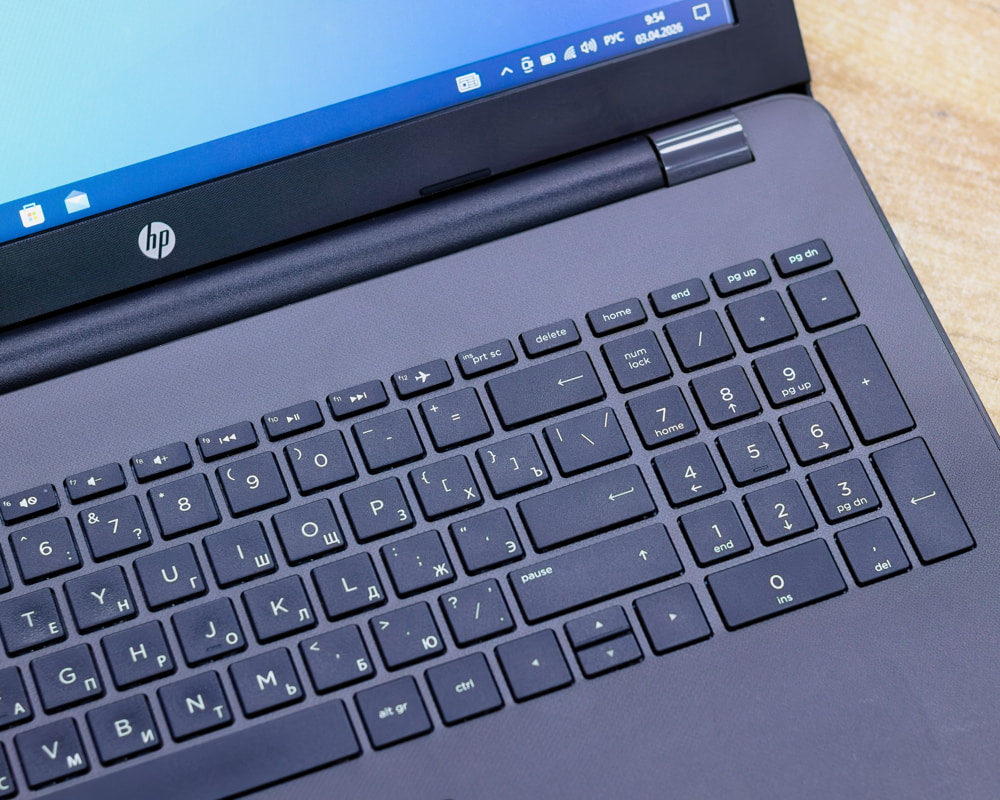 Ноутбук HP 255 G6 (HD/E2-9000e/4GB/SSD 256GB)