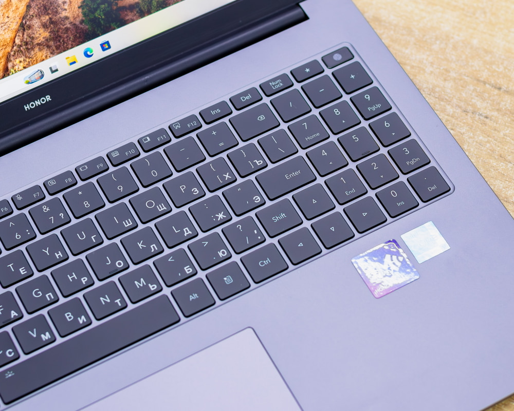 Ноутбук HONOR MagicBook X 16 2024 BRN-F56 (IPS/i5-12gen/16GB/SSD 512GB)