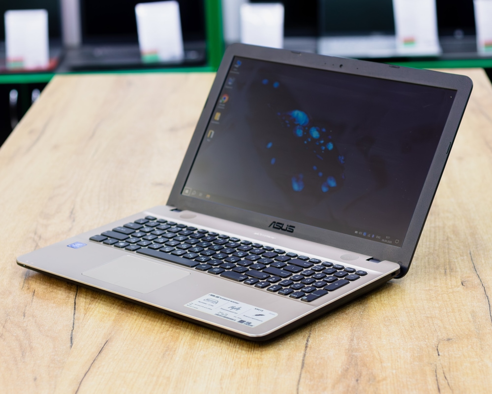 Ноутбук Asus X541SA (HD/Pentium N3710/4GB/HDD 500GB)
