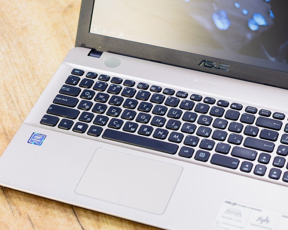 Ноутбук Asus X541SA (HD/Pentium N3710/4GB/HDD 500GB)