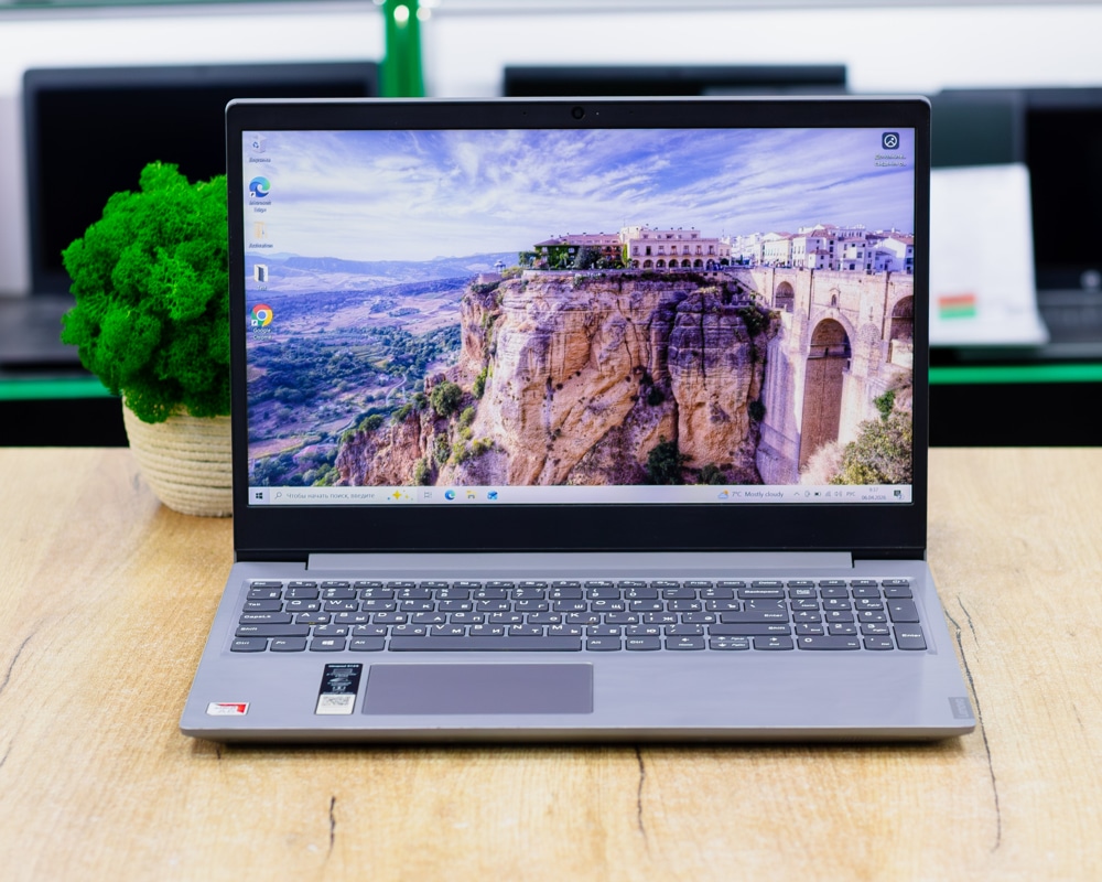 Ноутбук Lenovo IdeaPAd S145-15AST (FHD/A6-9225/4GB/SSD 256GB)