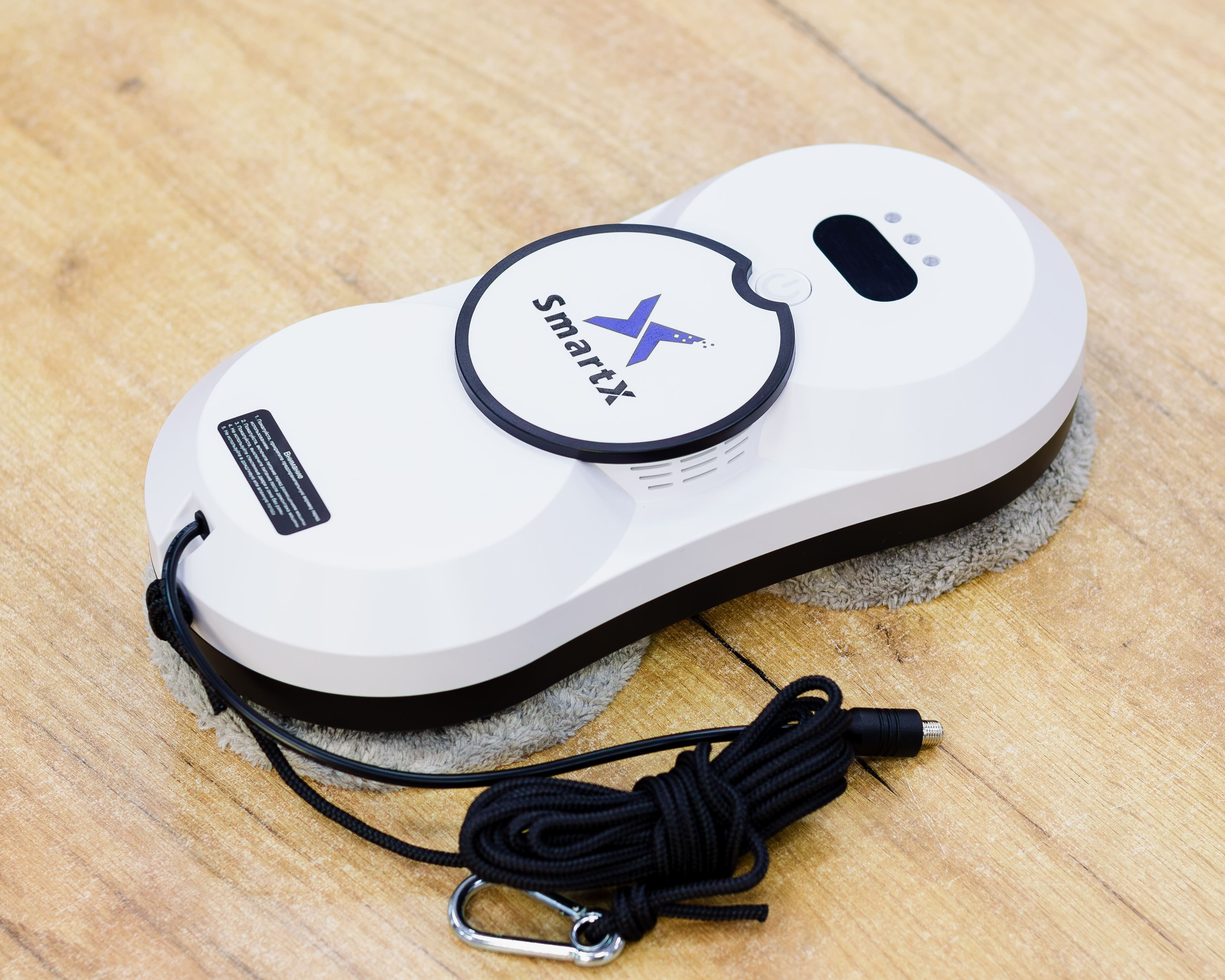 Робот для мытья окон SmartX с распылителем