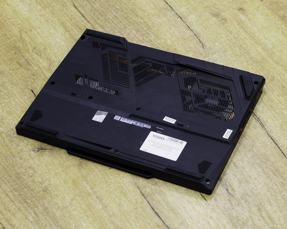 Ноутбук MSI Creator M14 A13VF (2K IPS/i7-13gen/RTX 4060 8GB/16GB/SSD 1024GB)