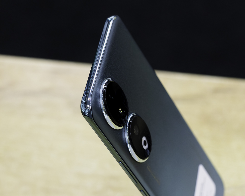 HONOR 90 8GB/256GB (изумрудно-зелёный, отличное)