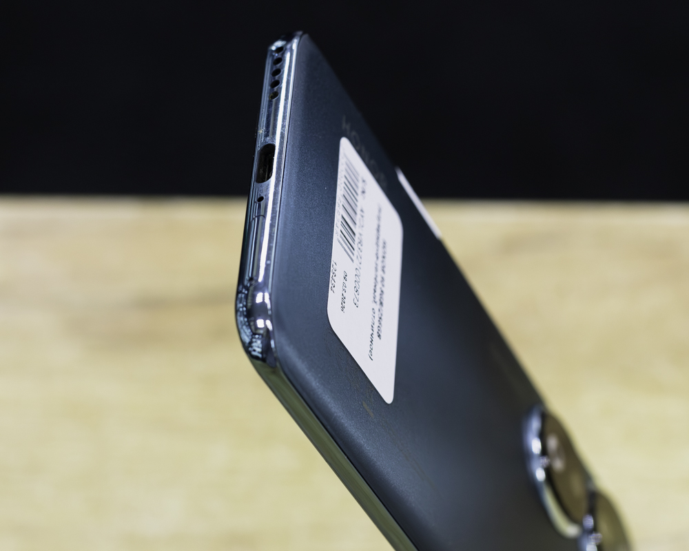 HONOR 90 8GB/256GB (изумрудно-зелёный, отличное)