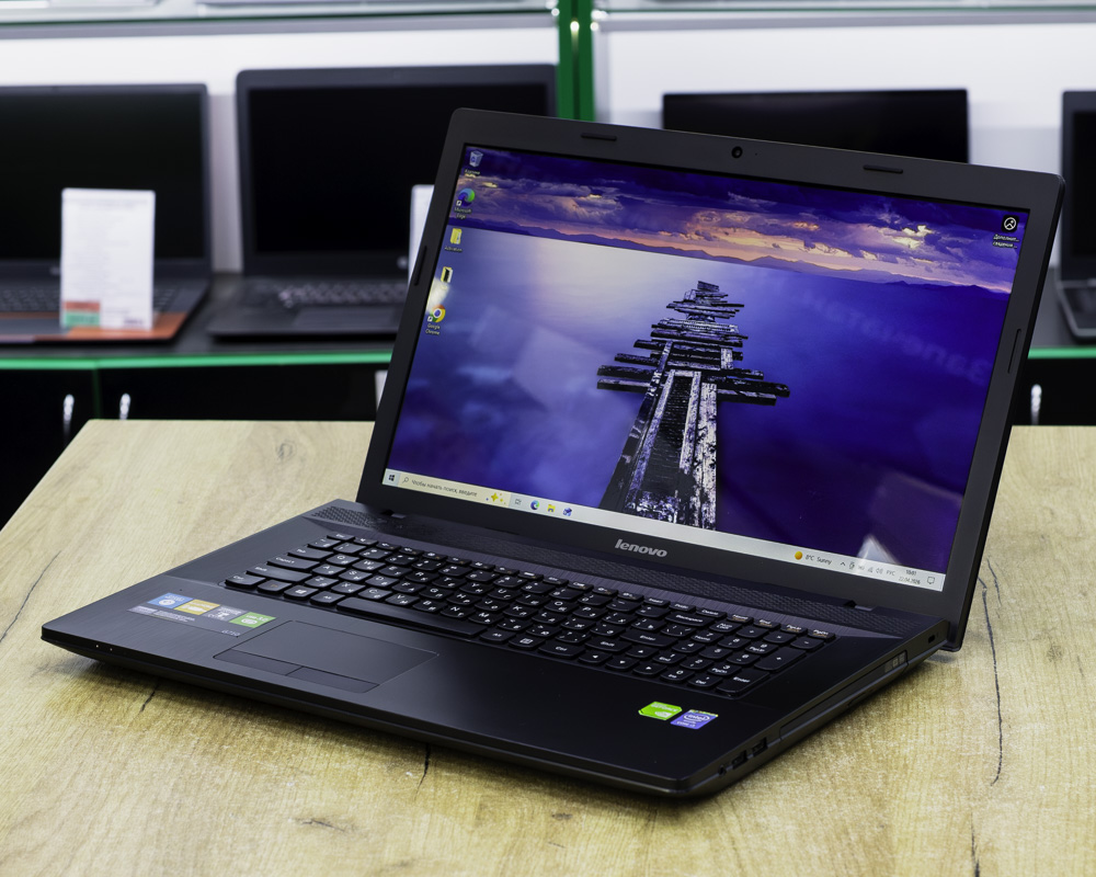 Ноутбук Lenovo G710 (HD+/i3-4gen/GT 820M 2GB/8GB/SSD 256GB)