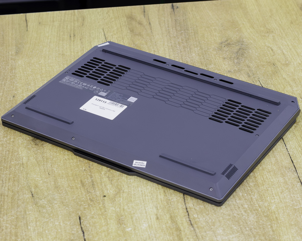 Игровой ноутбук Lenovo LOQ 15ARP9 (144Hz/Ryzen 7 7435HS/RTX 4050 6GB/16GB/SSD 512GB)