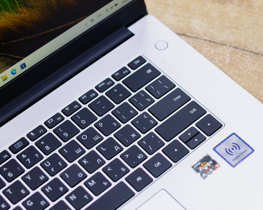 Ноутбук Huawei MateBook D 15 AMD BoM-WFQ9 (FHD IPS/Ryzen 5 5500U/16GB/SSD 512GB)