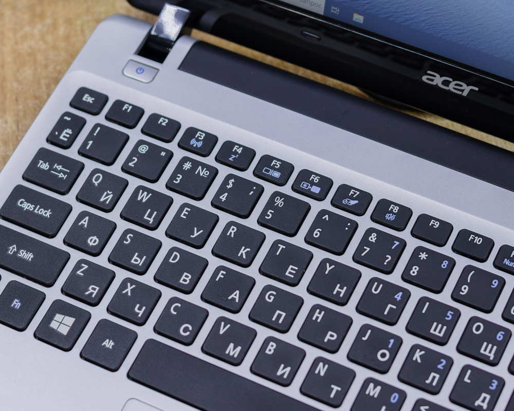 Нетбук Acer Aspire V5-123 (HD/AMD E1-2100/4GB/HDD 1TB)