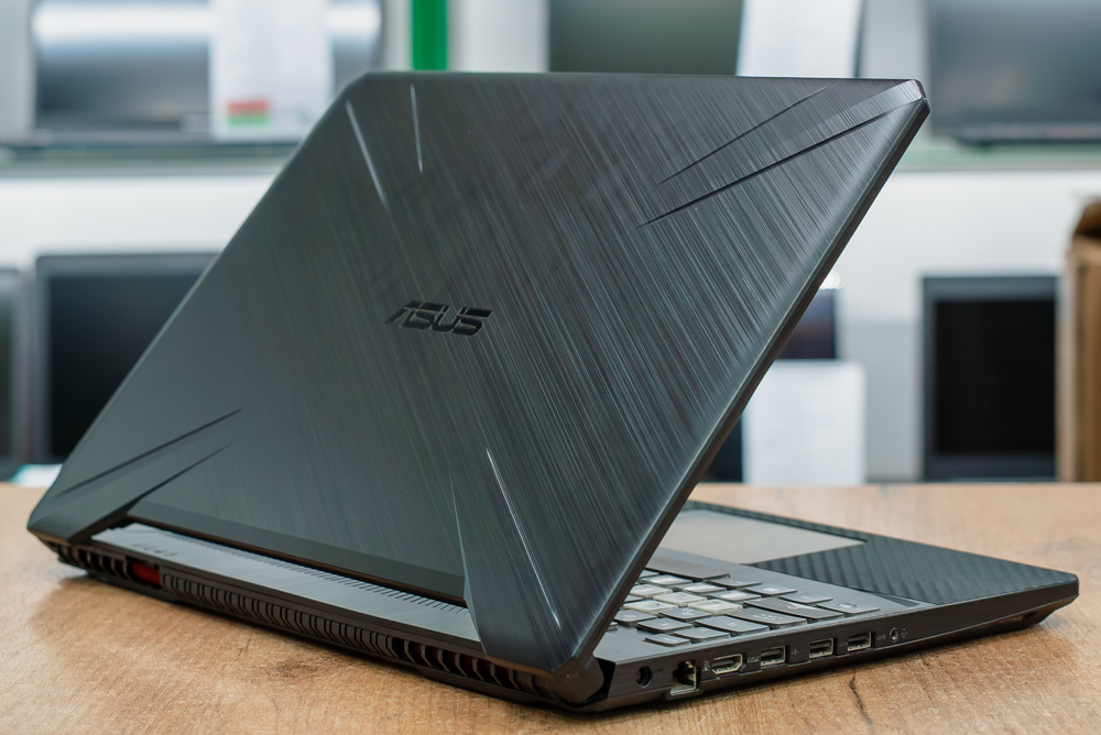 Игровой ноутбук Asus TUF Gaming FX505DT (144Hz/Ryzen 5 3550H/GTX 1650 4GB/16GB/SSD 512GB)