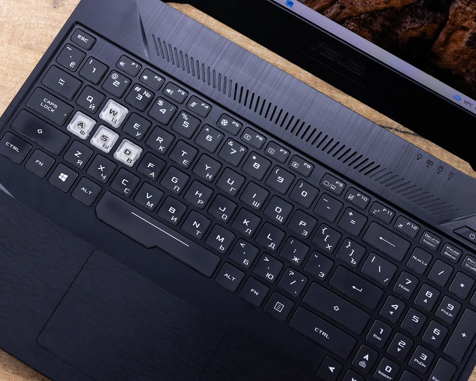 Игровой ноутбук Asus TUF Gaming FX505DT (120Hz/Ryzen 7 3750H/GTX 1650 4GB/16GB/SSD 512GB)