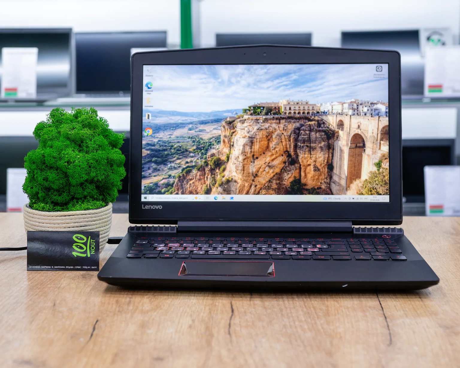 Игровой ноутбук Lenovo Legion Y520-15ISK (FHD IPS/i5-7gen/GTX 1050 4GB/16GB/SSD 512GB)