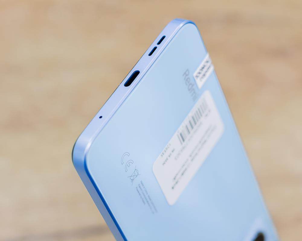 Xiaomi Redmi Note 12 6GB/128GB (ледяной синий, отличный)