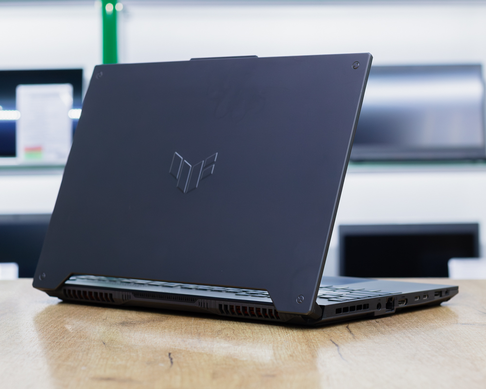 Игровой ноутбук Asus TUF Gaming FA507RM (144Hz/Ryzen 7 6800H/RTX 3060 6GB/16GB/SSD 512GB)