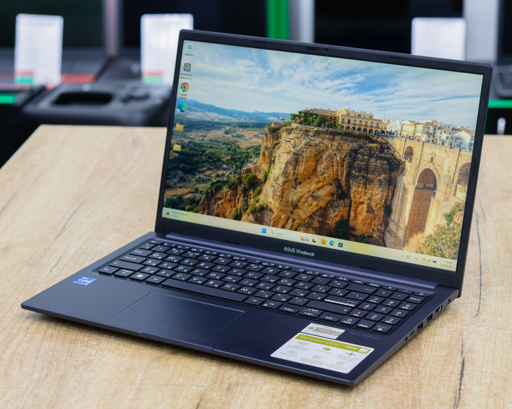 Ноутбук Asus Vivobook 15 X1504ZA (FHD IPS/i3-12gen/8GB/SSD 256GB)