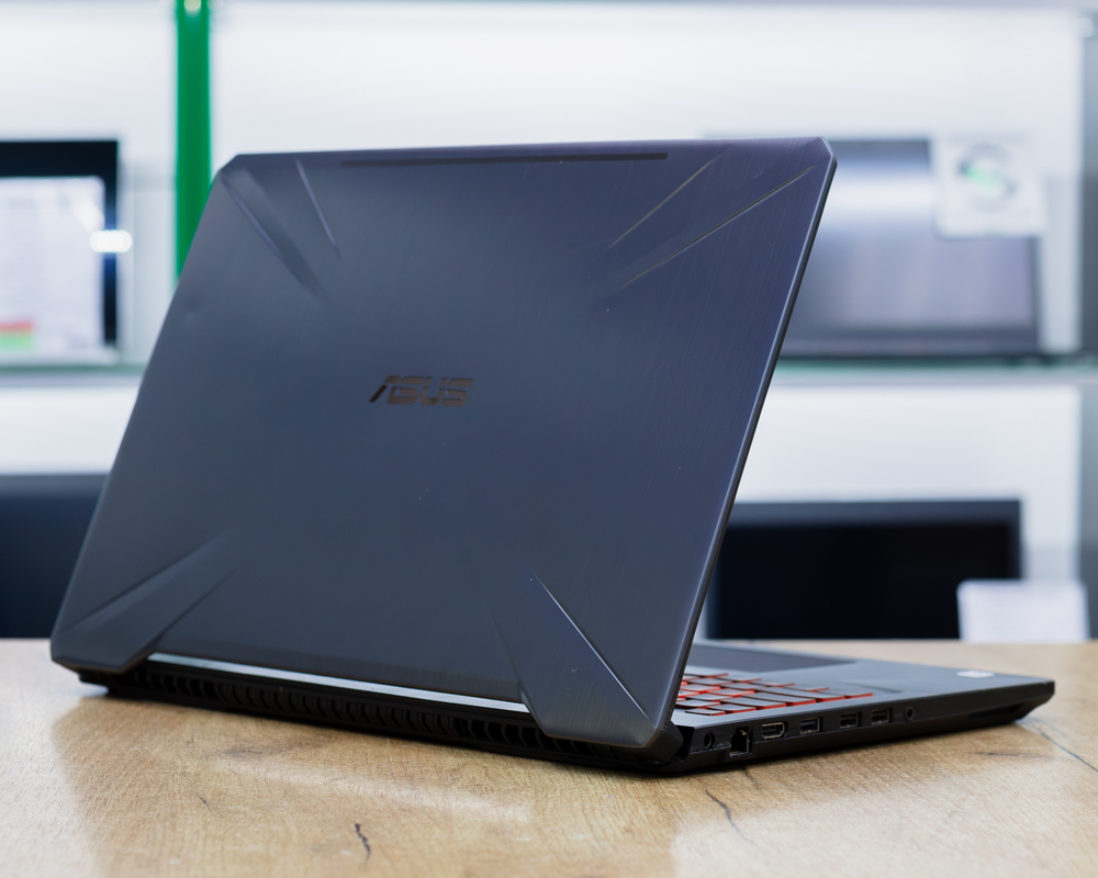 Игровой ноутбук ASUS TUF Gaming FX504GM (120Hz/i5-8gen/GTX 1060 6GB/16GB/SSD+HDD 128+1000GB)