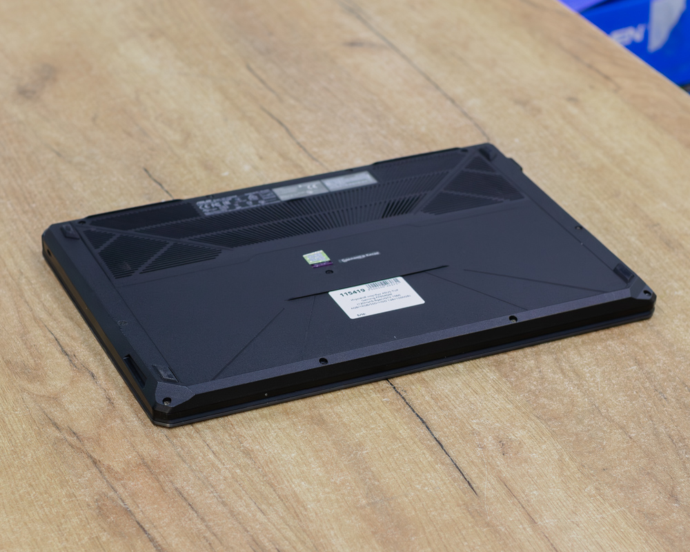 Игровой ноутбук ASUS TUF Gaming FX504GM (120Hz/i5-8gen/GTX 1060 6GB/16GB/SSD+HDD 128+1000GB)