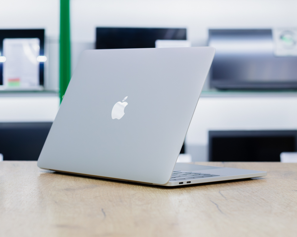 Ноутбук Apple MacBook Pro 13