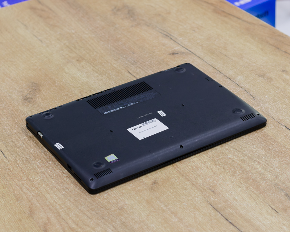 Ноутбук Dell Latitude 3490 (FHD IPS/i3-8gen/8GB/SSD+HDD 128+500GB)