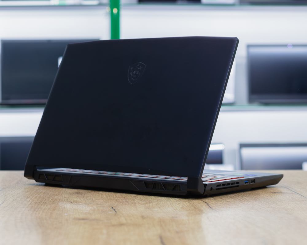 Игровой ноутбук MSI Katana GF 11UC (144Hz/i5-11gen/RTX 3050 4GB/16GB/SSD 512GB)