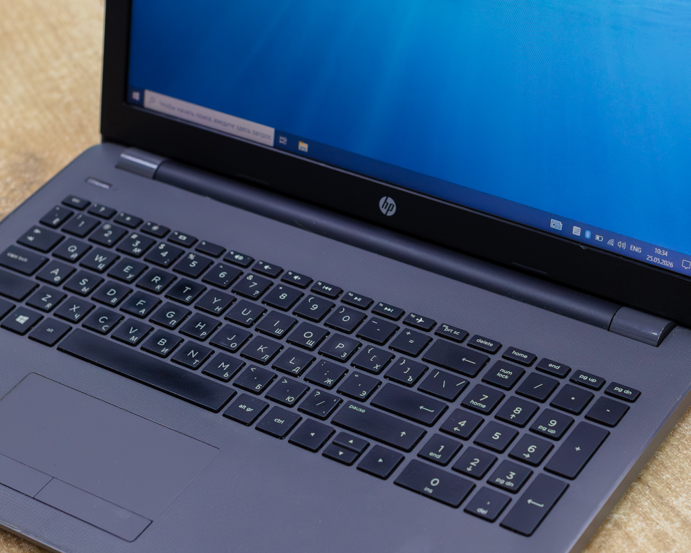 Ноутбук HP 250 G6 (HD/Celeron N4000/4GB/SSD 120GB)