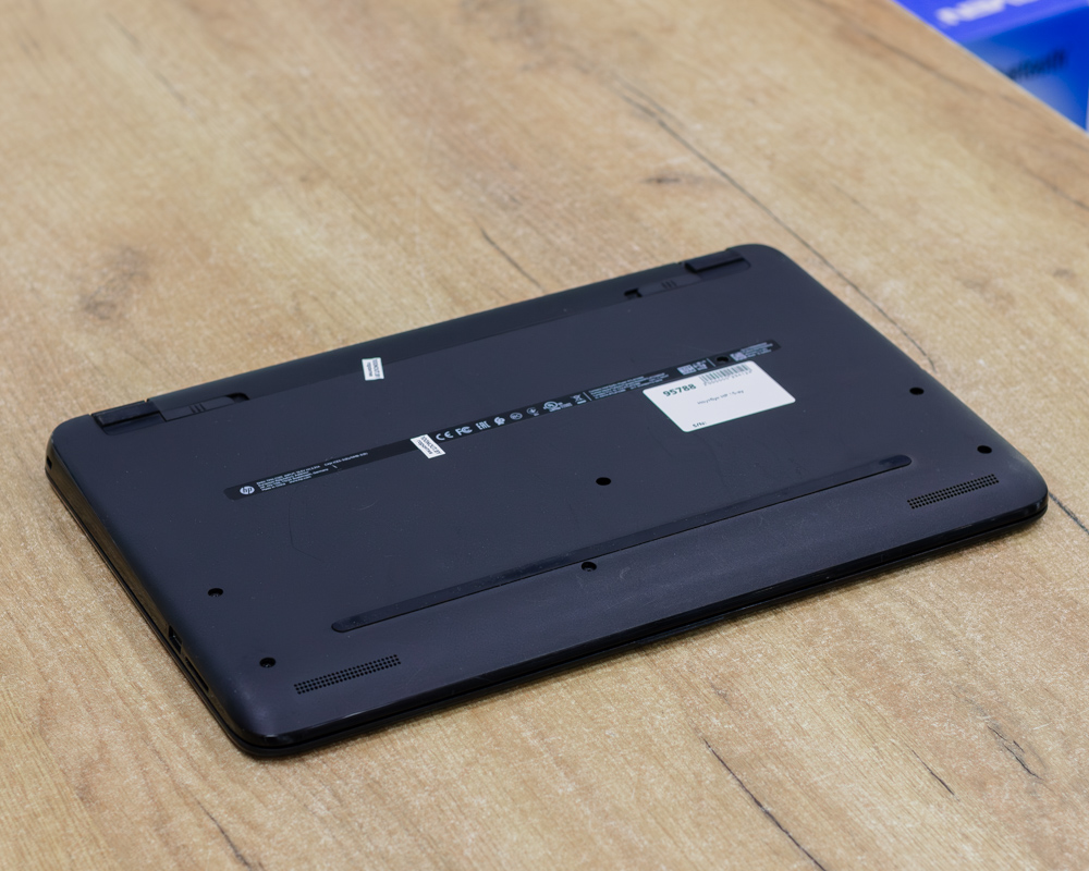 Ноутбук HP 15-ay (HD/Celeron N3060/4GB/SSD 128GB)