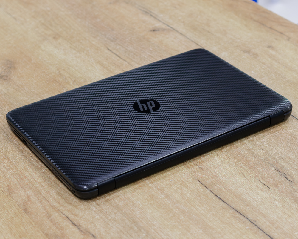 Ноутбук HP 250 G4 (HD/i5-5gen/R5 M330 1GB/8GB/SSD 120GB)