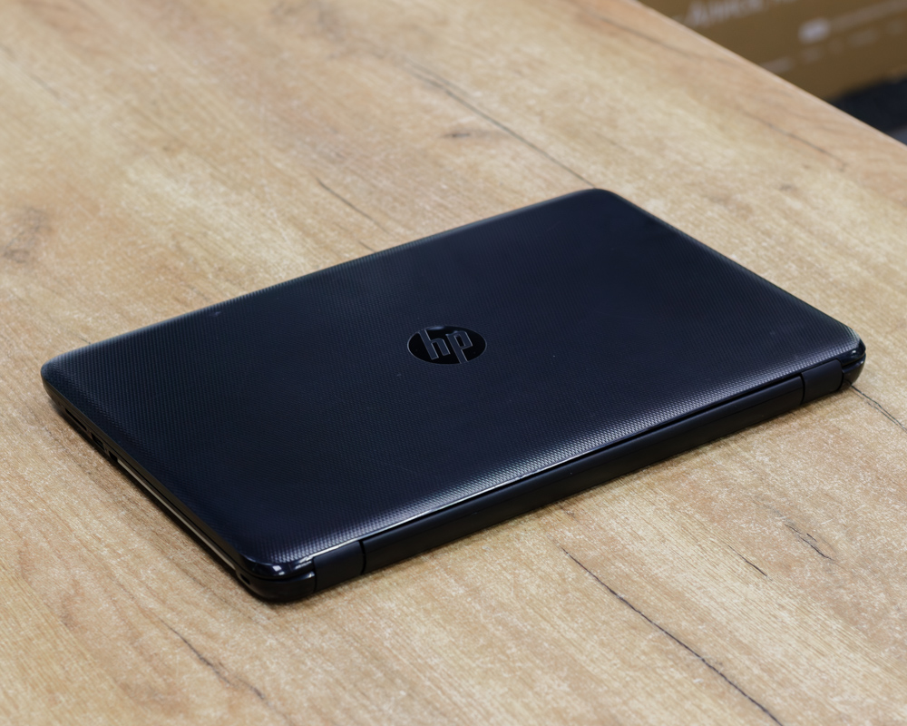 Ноутбук HP 15-af (FHD/E2-6110/8GB/HDD 500GB)