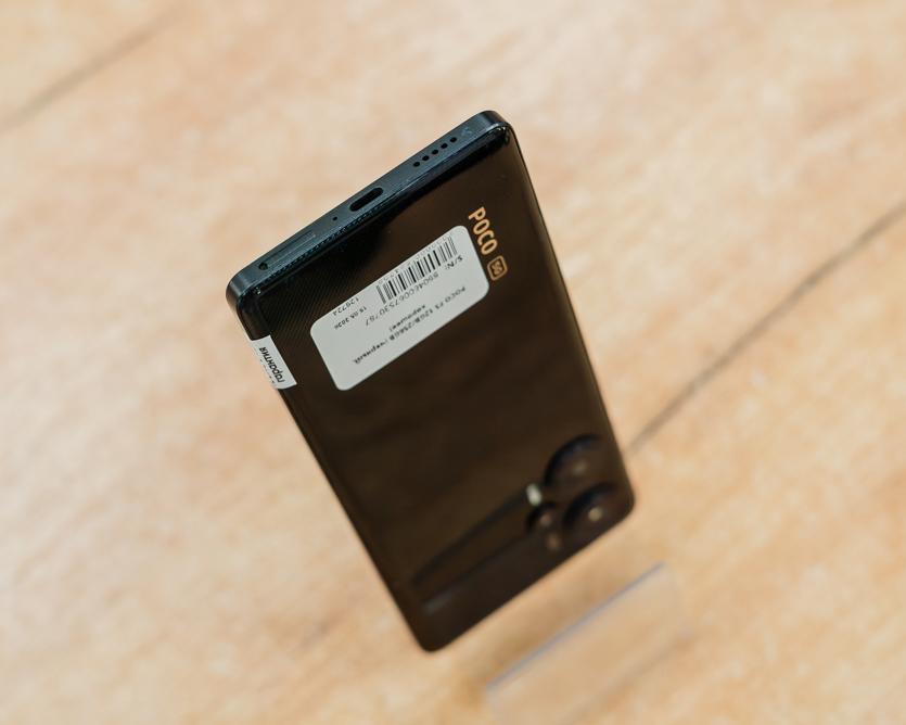 POCO F5 12GB/256GB (черный, хорошее)
