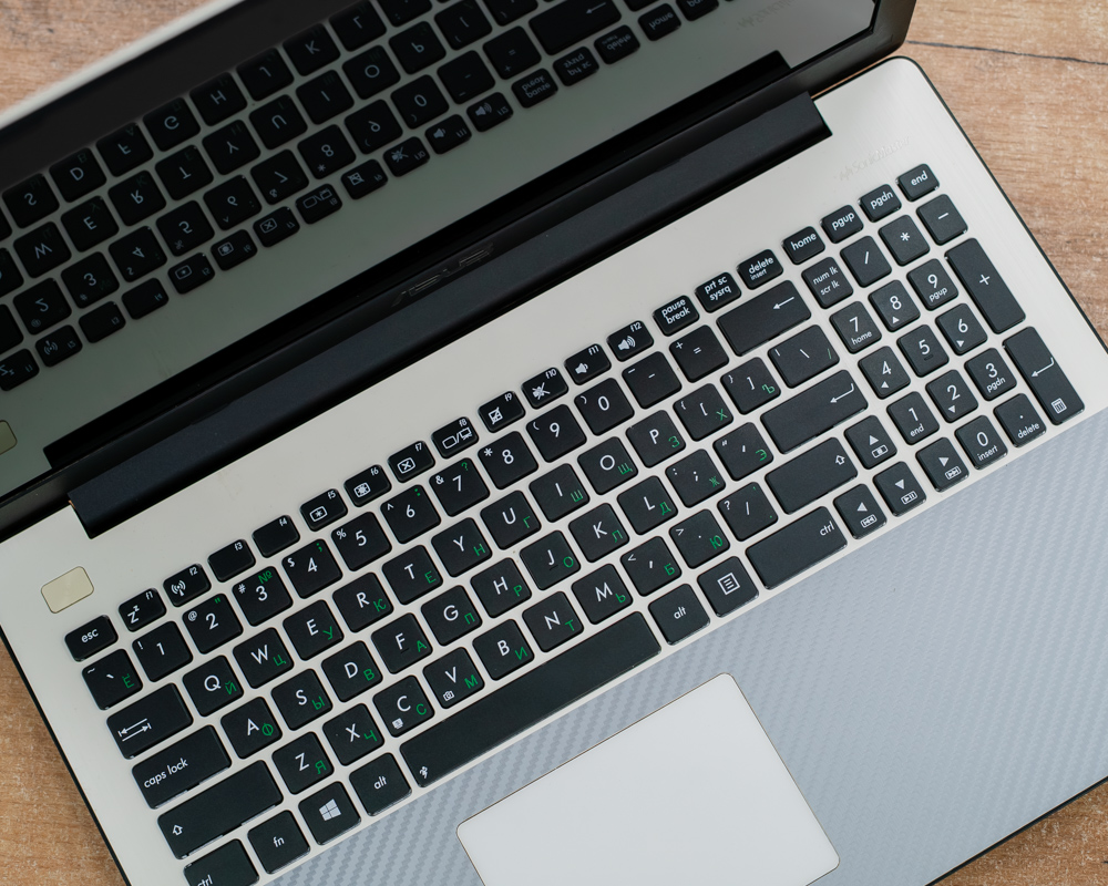 Ноутбук Asus F553MA (HD/Celeron N2830/4GB/HDD 250GB)