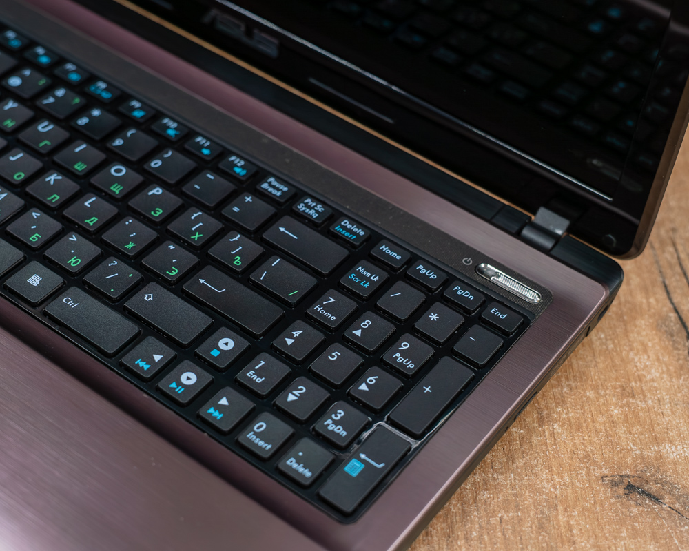 Ноутбук Asus K53E (HD/Pentium B950/4GB/HDD 1TB)