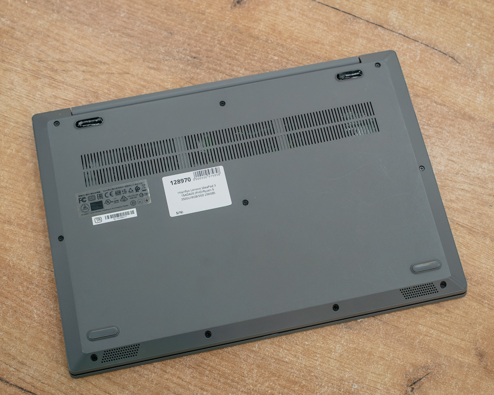 Ноутбук Lenovo IdeaPad 3 15ADA05 (FHD/Ryzen 5 3500U/8GB/SSD 256GB)