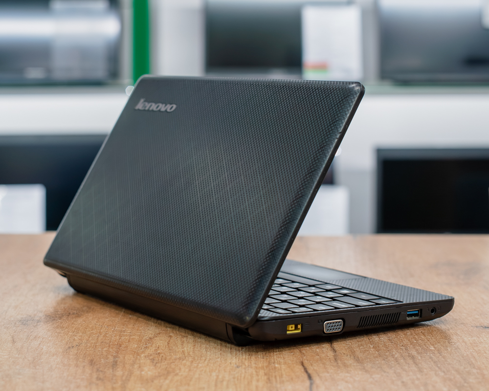 Нетбук Lenovo e10-30 (HD/Celeron N2840/2GB/HDD 320GB)