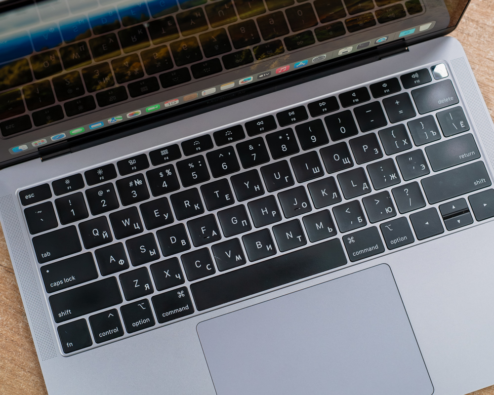 Ноутбук MacBook Air 13