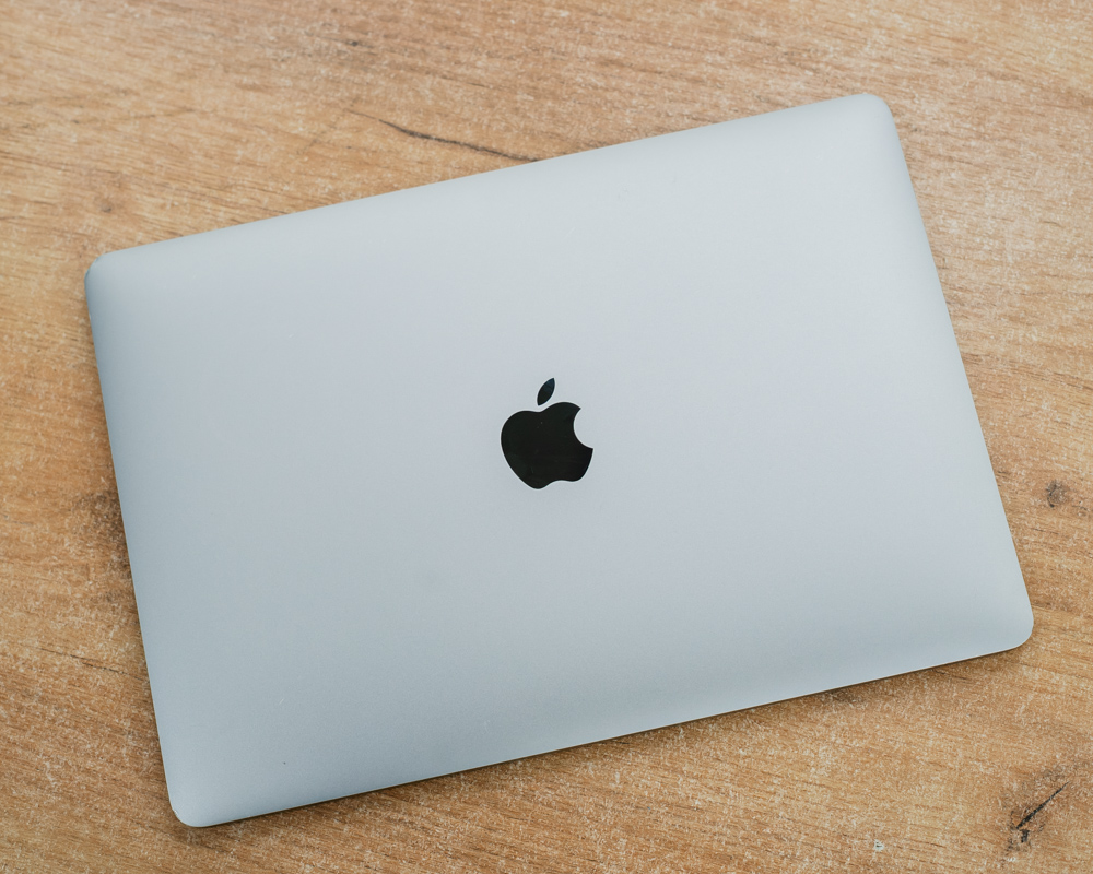 Ноутбук Apple MacBook Pro 13