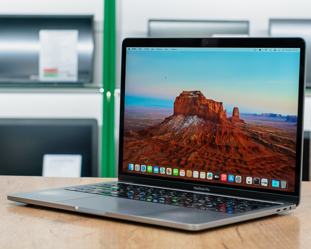 Ноутбук Apple MacBook Pro 13