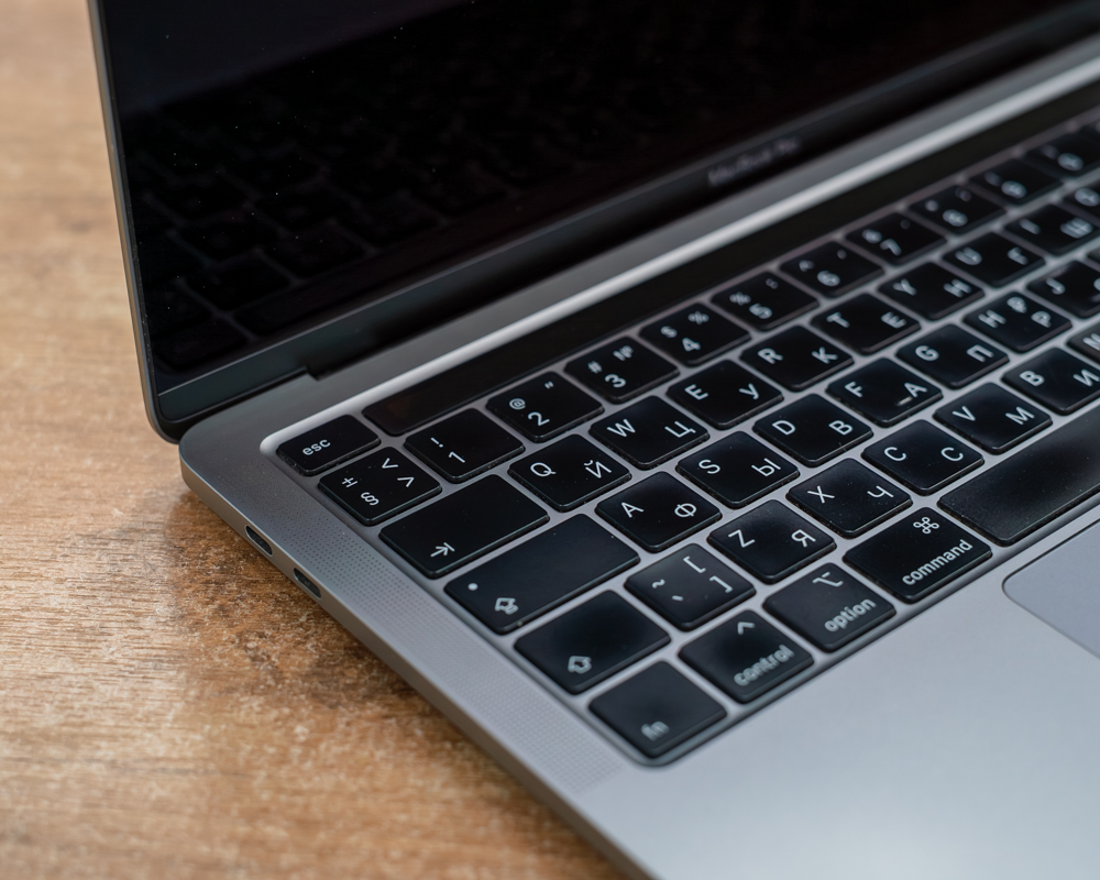 Ноутбук Apple MacBook Pro 13