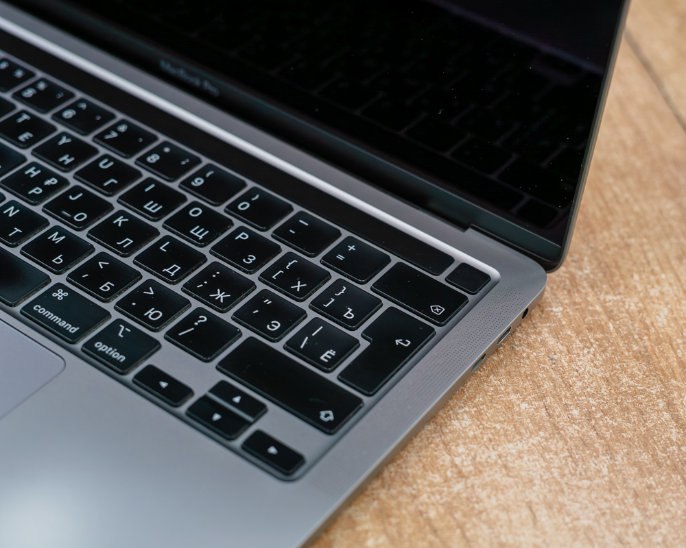 Ноутбук Apple MacBook Pro 13