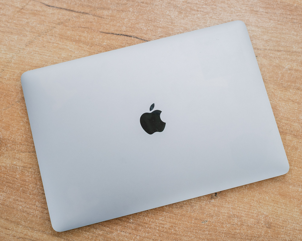 Ноутбук Apple MacBook Pro 13