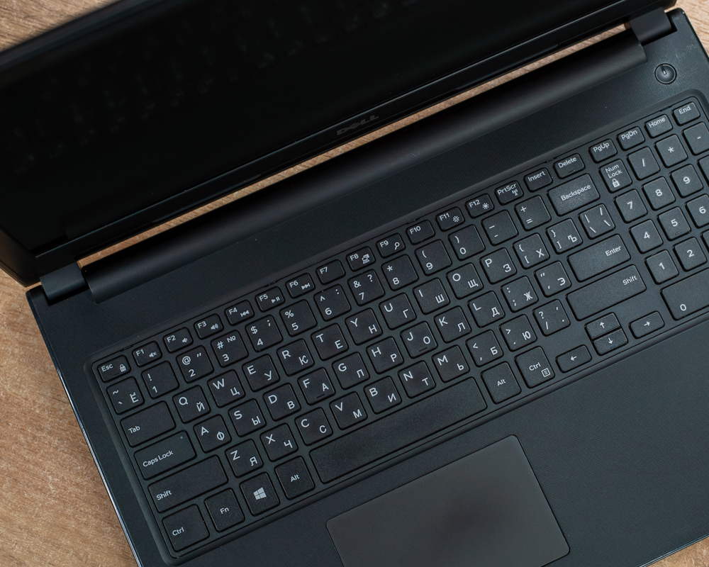 Ноутбук Dell Inspiron 15 3567 (FHD IPS/i5-7gen/Radeon R5 M420 2GB/8GB/SSD 480GB)