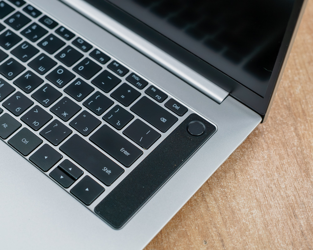 Ноутбук HONOR MagicBook Pro 16 HLY-W19R (FHD IPS/Ryzen 5 3550H/8GB/SSD 512GB)