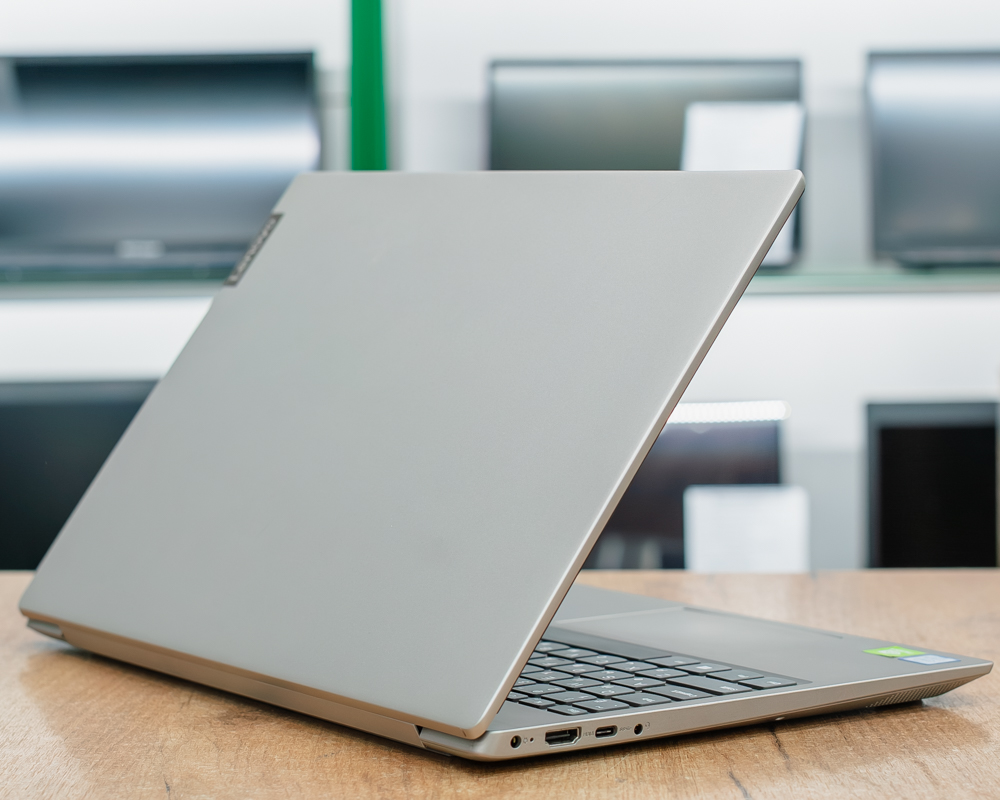 Ноутбук Lenovo Ideapad S340-15IWL (FHD IPS/i3-8gen/GeForce MX110 2GB/8GB/SSD 256GB)