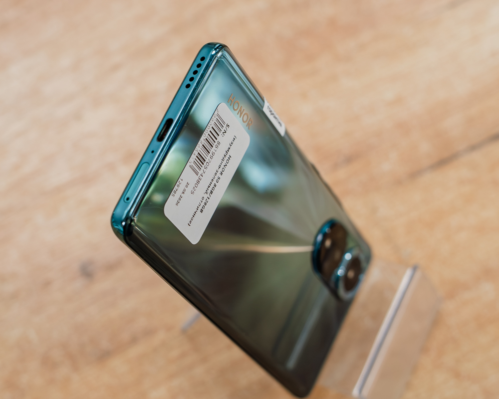 HONOR 50 8GB/128GB (изумрудно-зеленый, отличное)