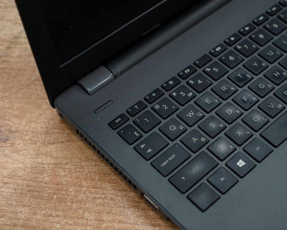 Ноутбук HP 250 G6 (HD/Celeron N4000/4GB/SSD 120GB)