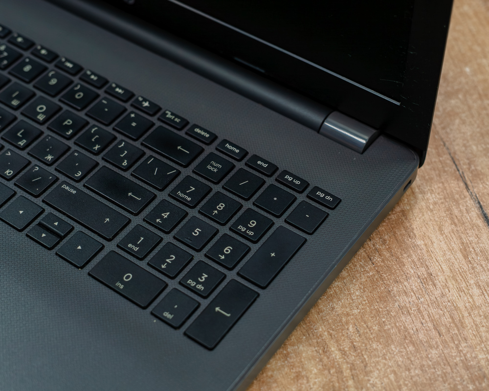 Ноутбук HP 250 G6 (HD/Celeron N4000/4GB/SSD 120GB)